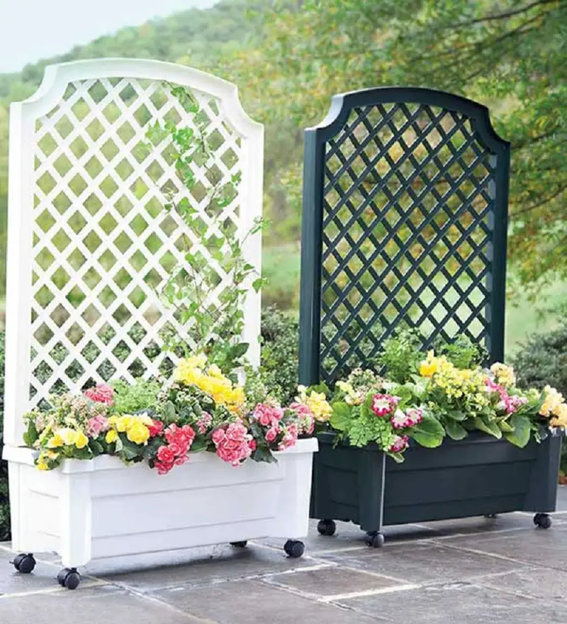 Simple Beautiful Planter With Trellis Included