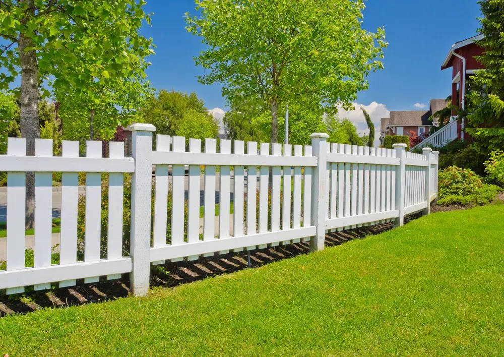 10 The Best Fence Design Ideas That You Can Try