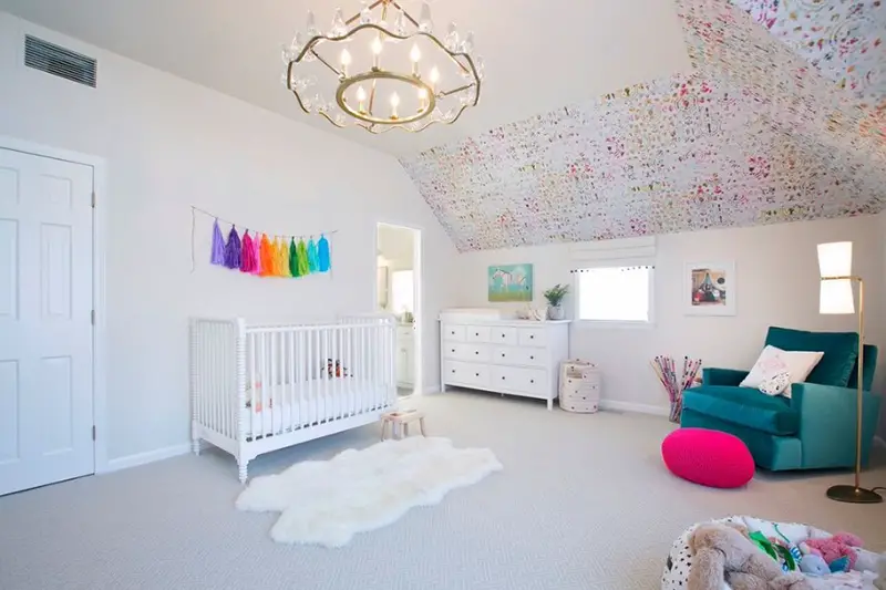 Artistic Nursery Room Design