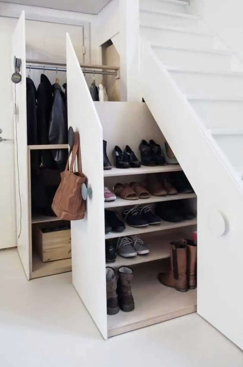 Shoes And Jackets Storage