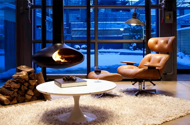 Relaxing Nook With Suspended Fireplace