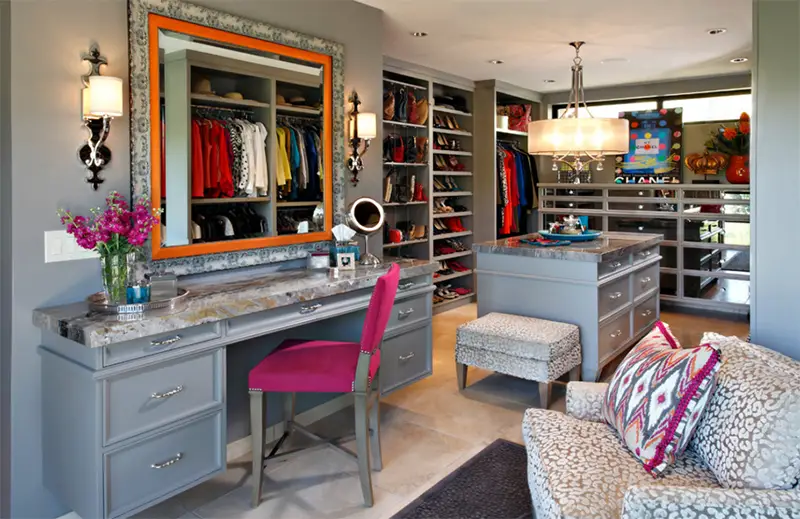 Walk In Closet With More Texture