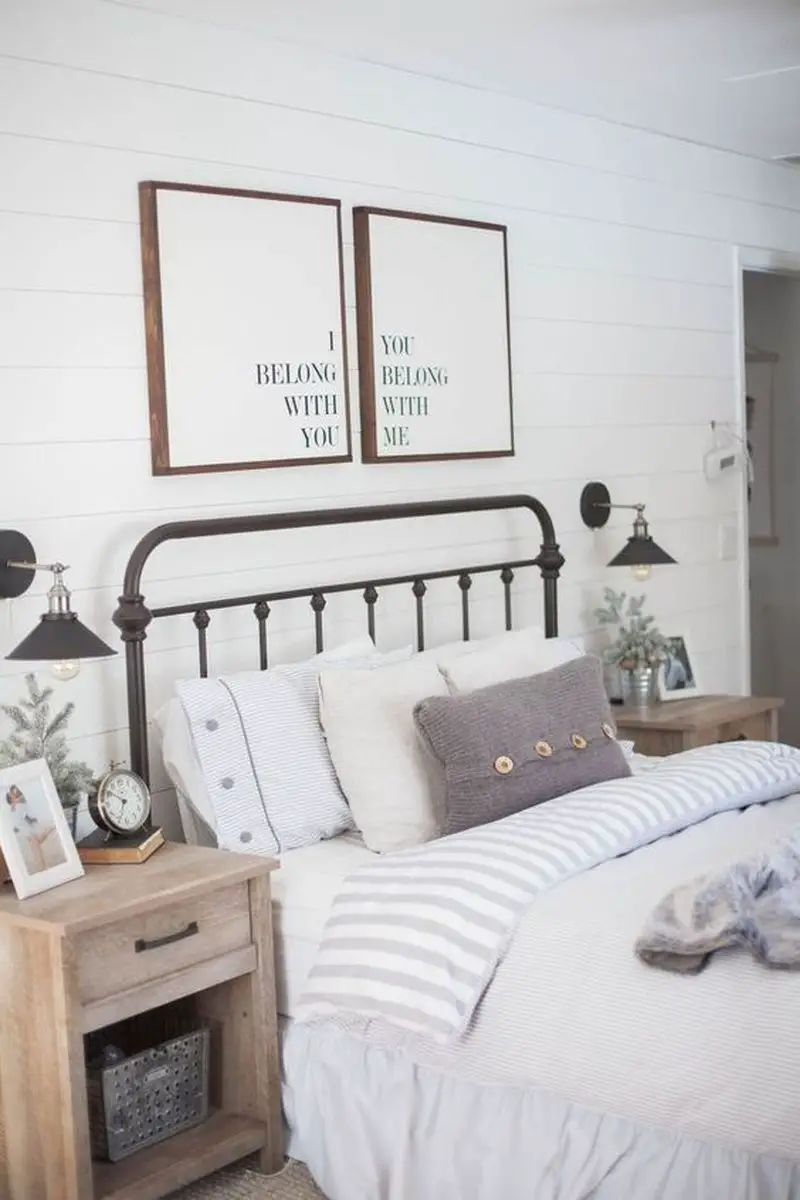 24 Best Choices of Furniture for a Farmhouse Bedroom - Talkdecor