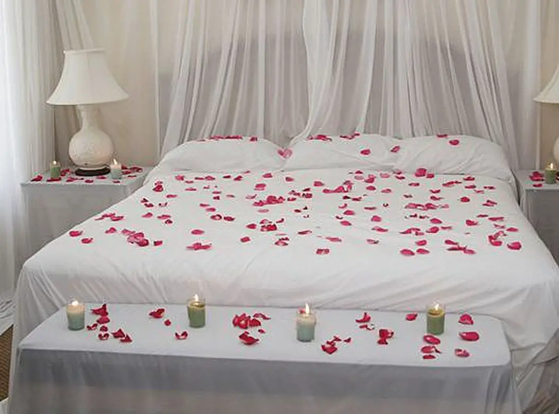 Valentine's Day Bedroom Decor