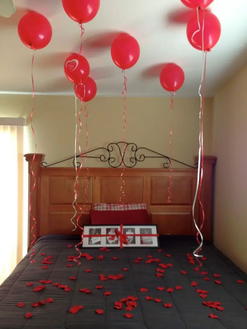 21 Ideas To Create Romantic Valentine Bedroom Decoration Talkdecor 2982