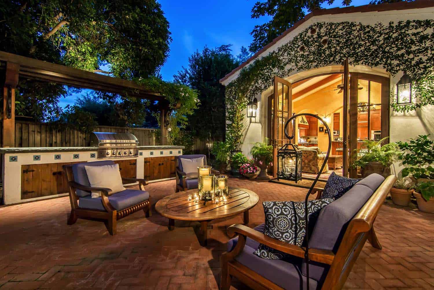 25 Covered Outdoor Kitchen Tips With Stunning Results Talkdecor