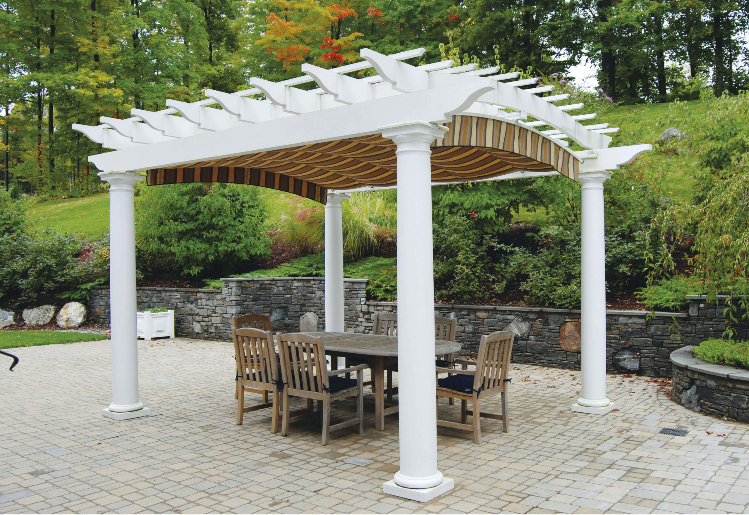 10 Beautiful French Pergola  for Your  Cozy Backyard Talkdecor