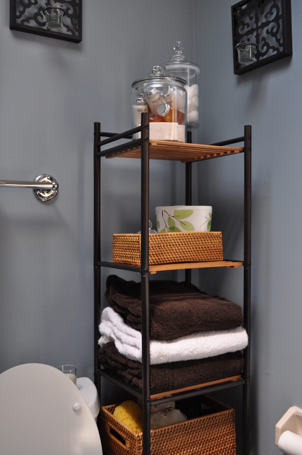 10 Organization Rack Design Ideas for Small Bathroom Talkdecor