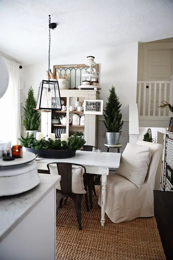 10 Cozy Rustic Farmhouse Winter Decor Ideas - Talkdecor