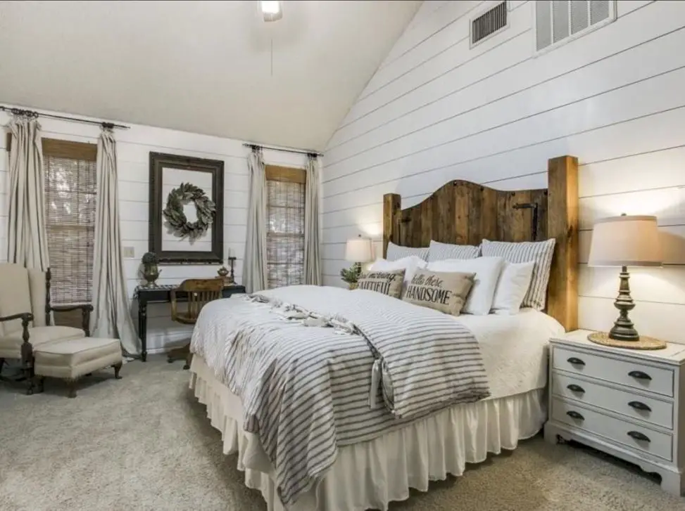 10 Farmhouse Rustic Master Bedroom Ideas
