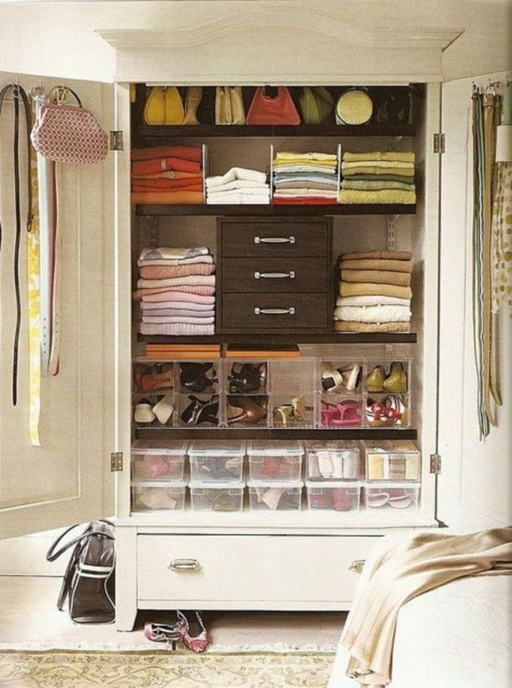 Small Apartment Wardrobe Ideas