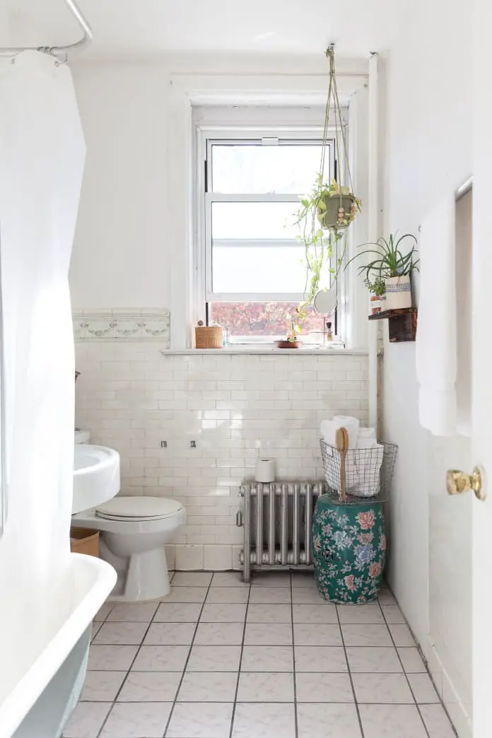 13 Bathroom Decor Ideas for a Small Space - Talkdecor