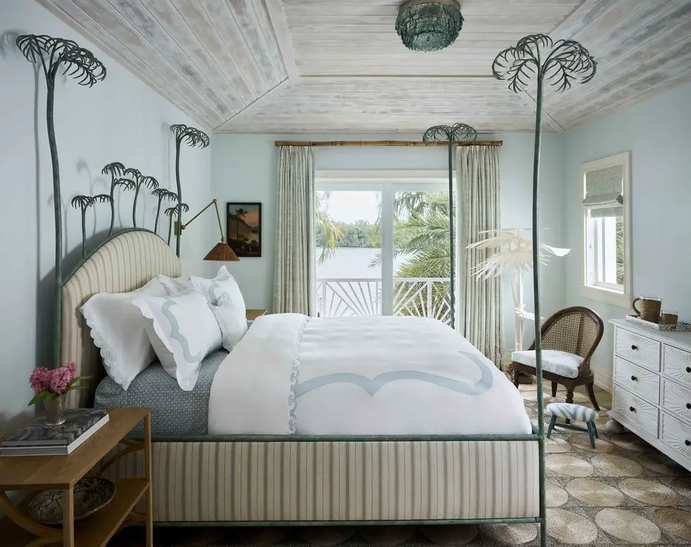 30 How to Create A Relaxing Coastal Themed Bedroom - Talkdecor