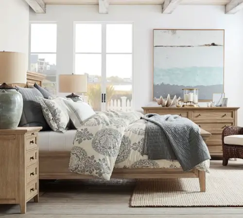 30 How to Create A Relaxing Coastal Themed Bedroom - Talkdecor