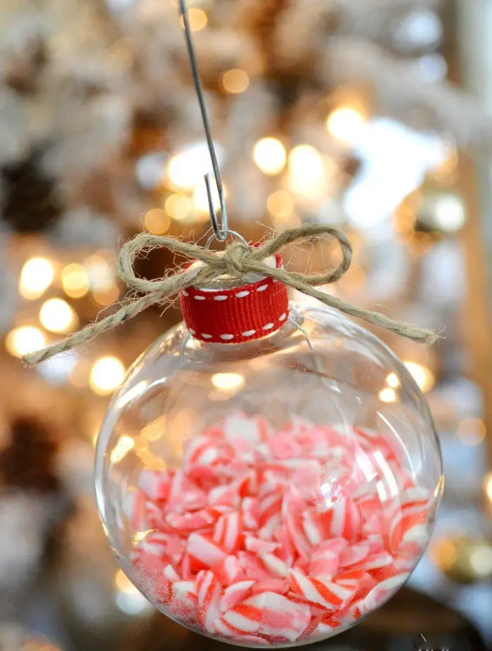 25 DIY Glass Ornament Ideas To Liven Up Your Living Room Decor Talkdecor   7 34 