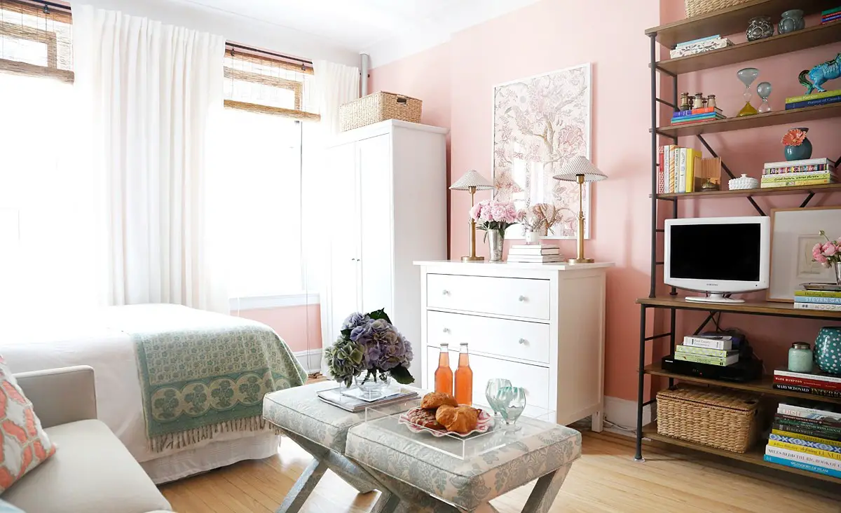 Girly Decorating for Small Apartments