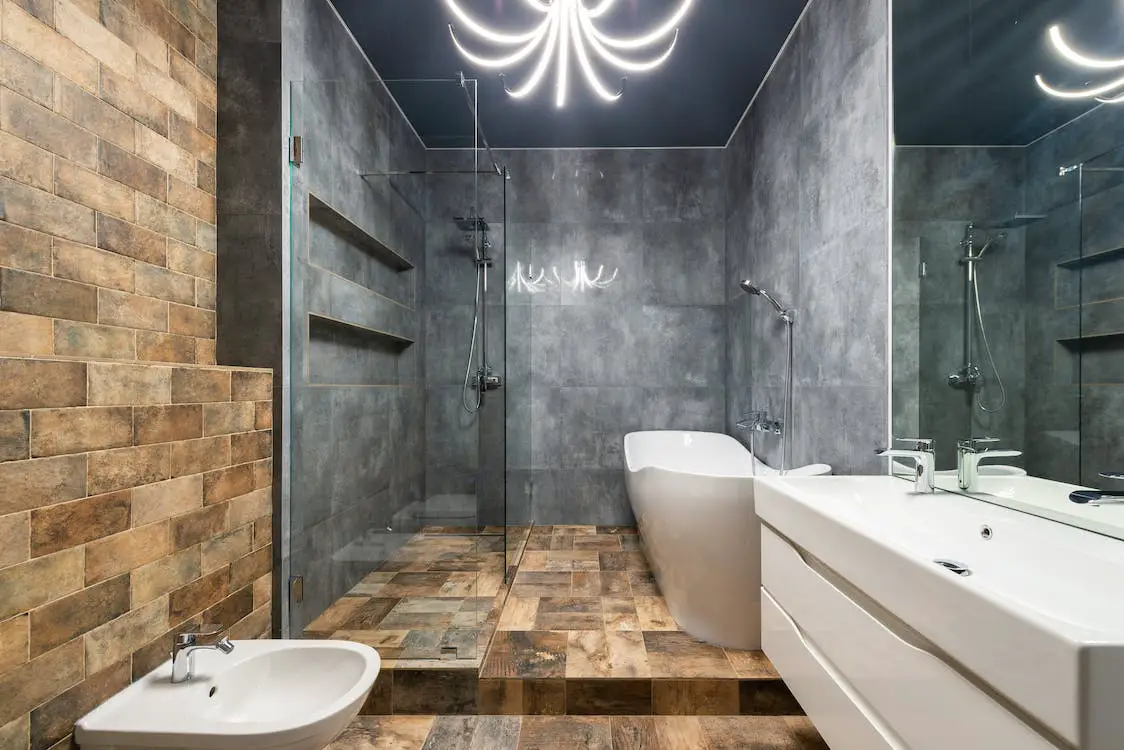 Turn Your Bathroom Into a Luxury Bath