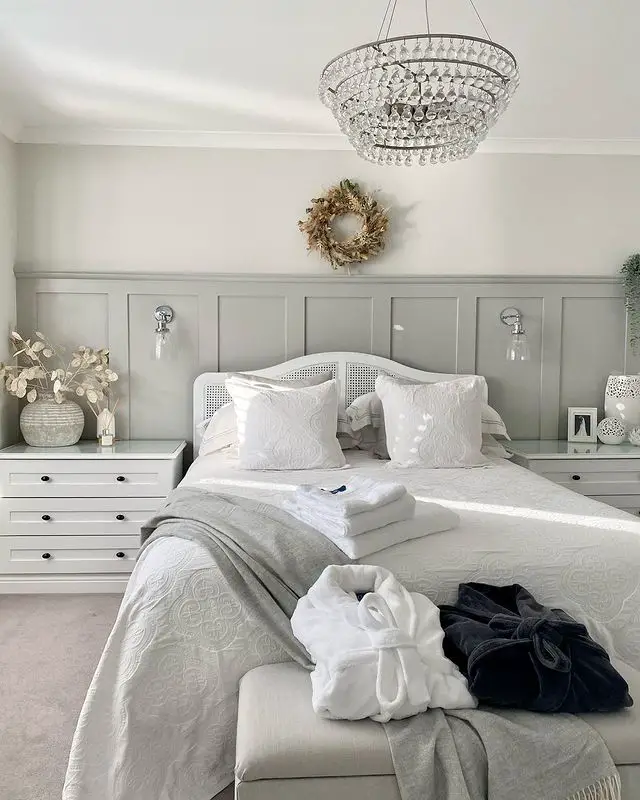 25 White Winter Bedroom Decorations - Talkdecor